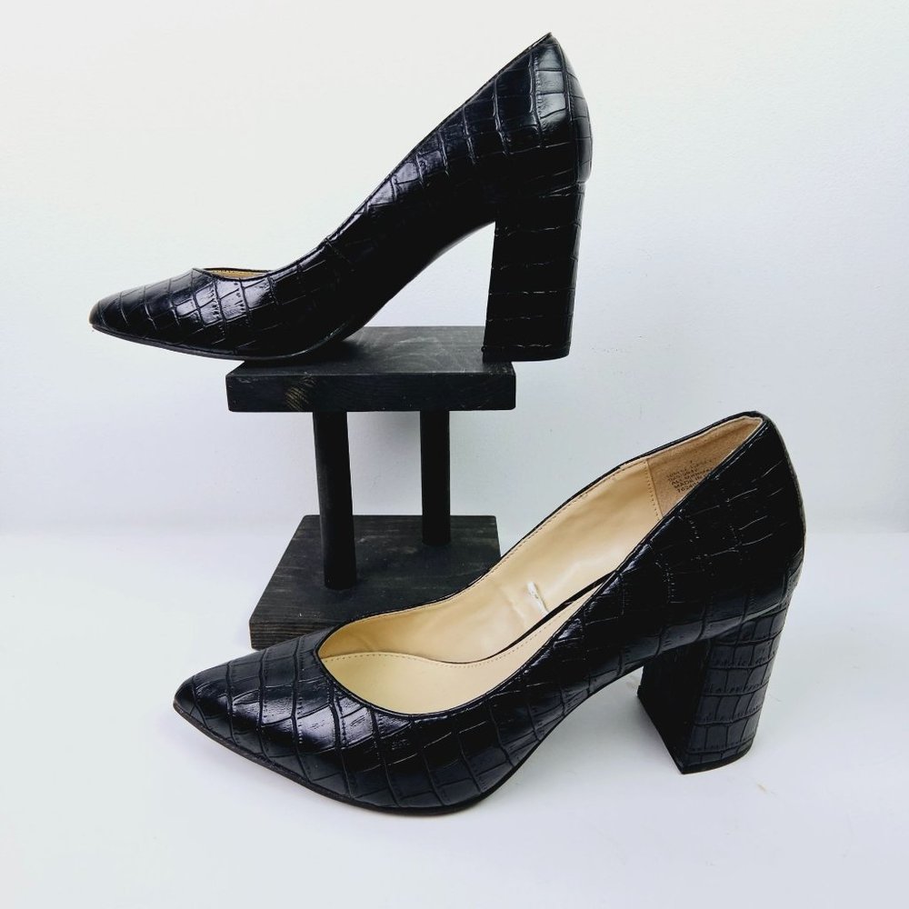 Liz Claiborne Refined Comfort Haslett Vegan Leather Block Heel Pumps Sz 10M - Picture 3 of 7